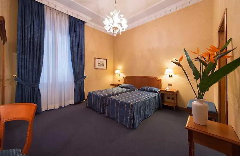****  Strozzi Palace Hotel Φλωρεντία Ιταλία