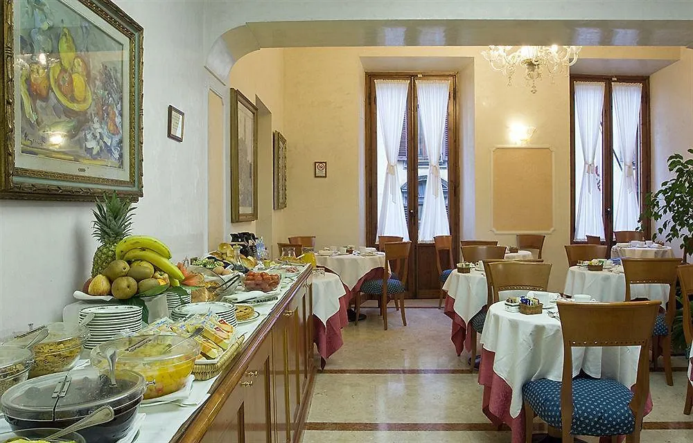 Strozzi Palace Hotel Florence 4*,